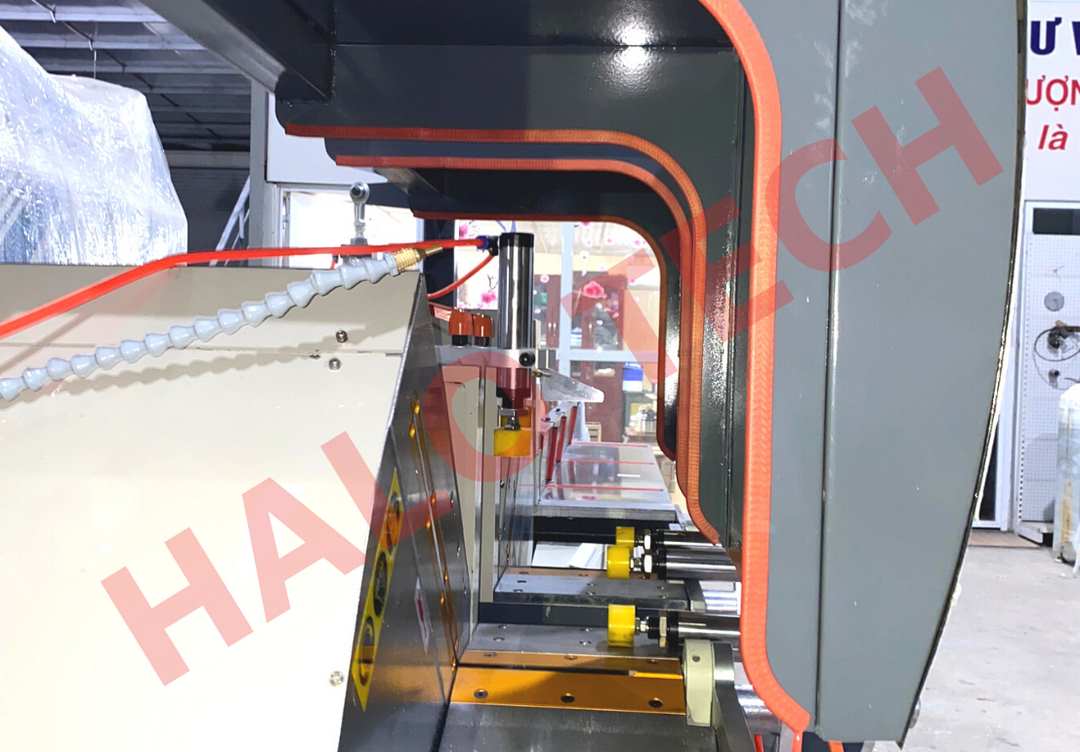 MÁY CẮT NHÔM 2 ĐẦU MT550 CNC CAO CẤP